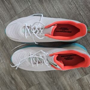 Women's White and Teal Running Shoes
